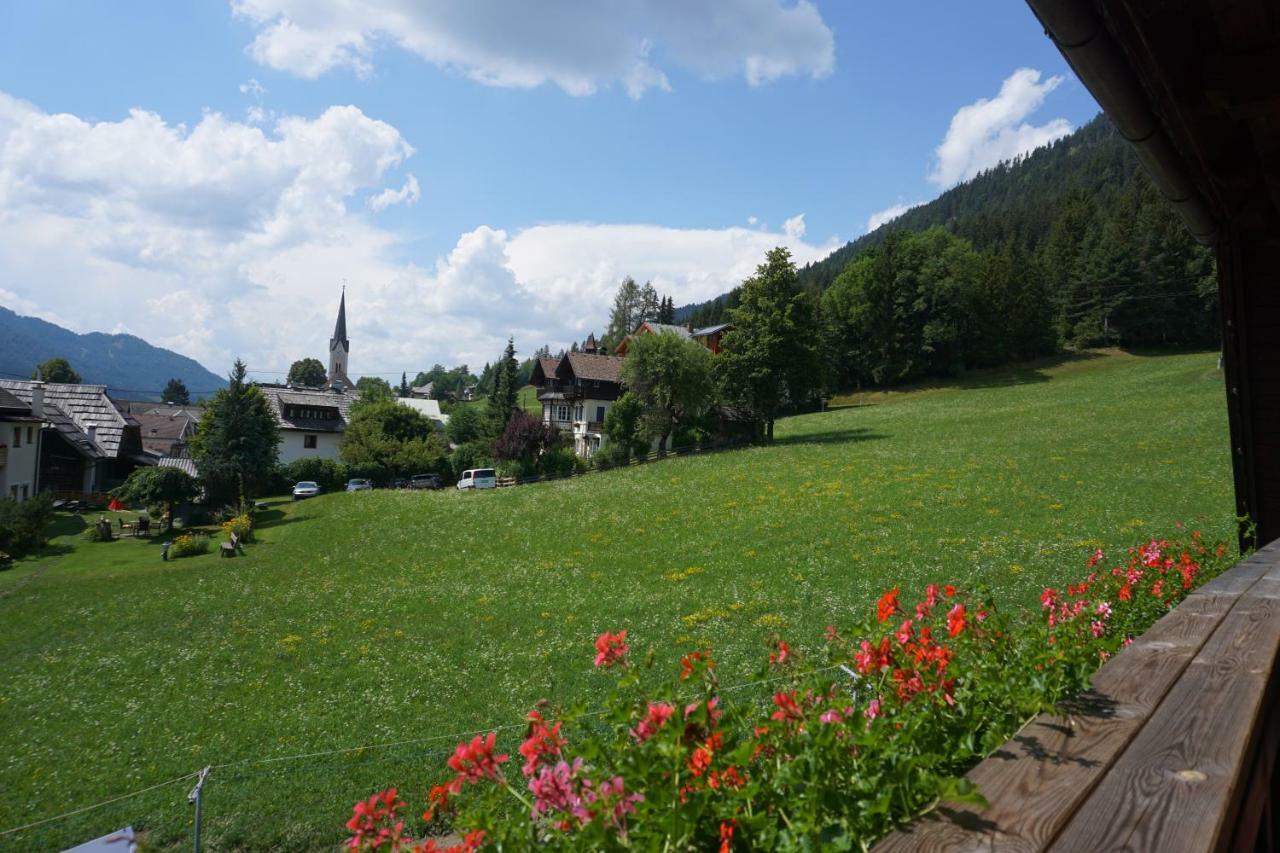Haus Waldblick Weissensee Exterior foto