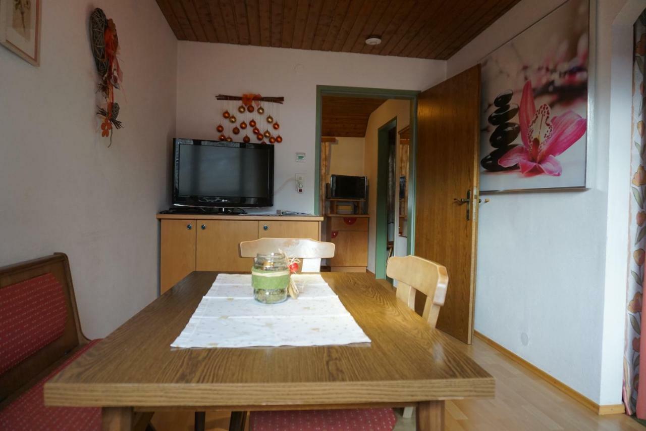 Haus Waldblick Weissensee Exterior foto