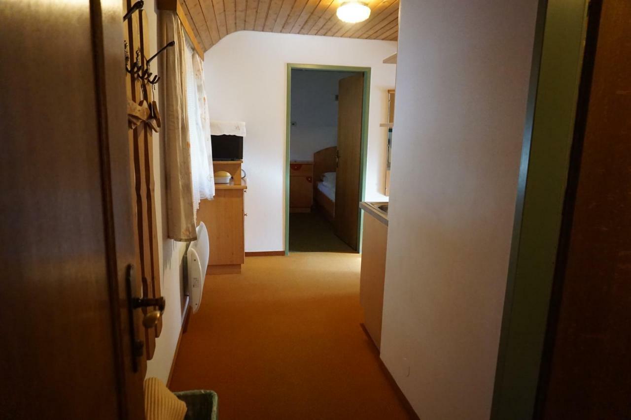 Haus Waldblick Weissensee Exterior foto